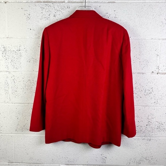Vintage Pendleton Women's Size 10 Red Wool Blazer Two Gold Buttons Classic - Picture 2 of 6